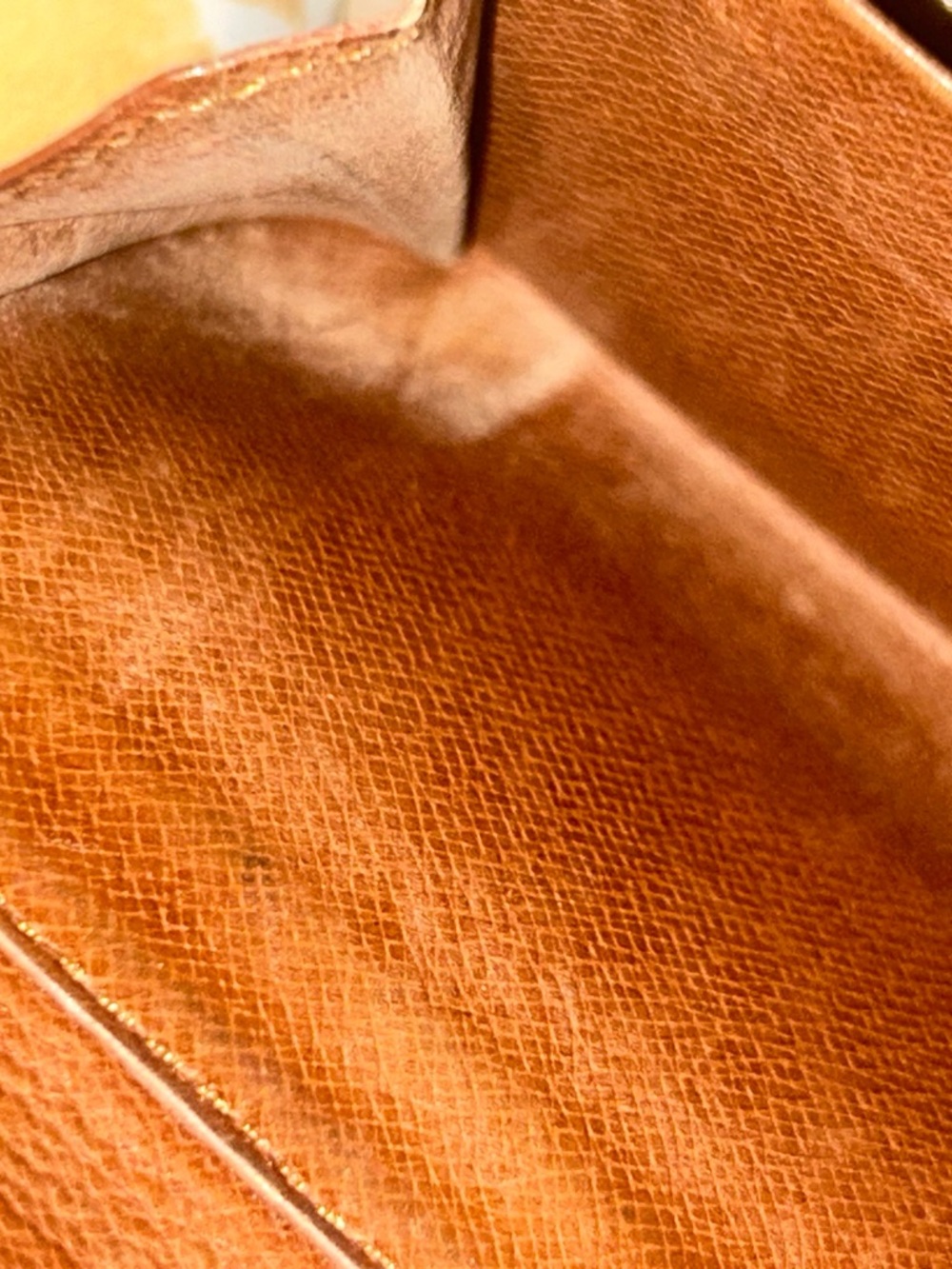 Louis Vuitton Monogram Elise Compact Wallet - Picture 8 of 16